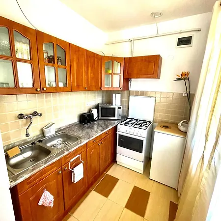 Setany Apartman-es Vendeghaz Апартаменты *